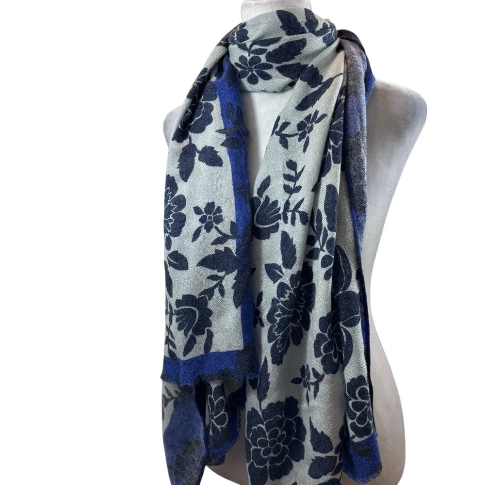 Ladies Echo Brand Large Blue and Black Floral Scarf‎